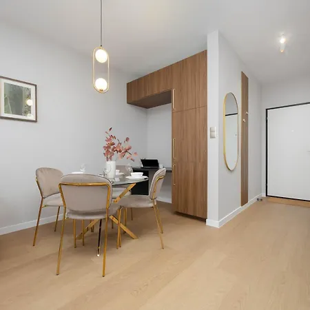Apartament Deluxe Domaniewska With Ac By Renters Prestige Warszawa