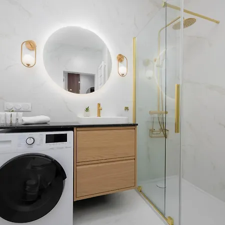 Deluxe Domaniewska With Ac By Renters Apartment