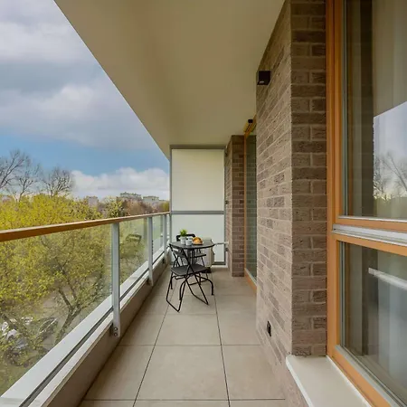 Deluxe Domaniewska With Ac By Renters Apartment