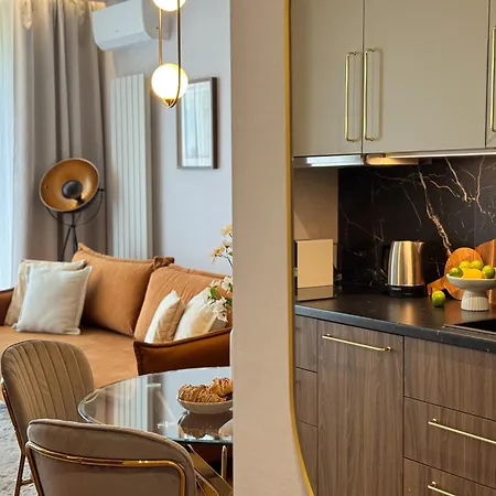 Deluxe Domaniewska With Ac By Renters Prestige * ורשה