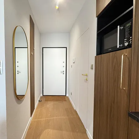 Deluxe Domaniewska With Ac By Renters Prestige Appartamento *