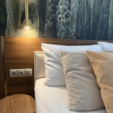 Deluxe Domaniewska With Ac By Renters Prestige Varsóvia