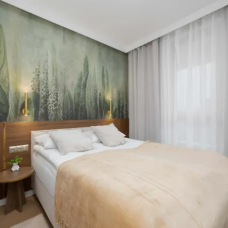 Apartment Deluxe Domaniewska With Ac By Renters Prestige *
